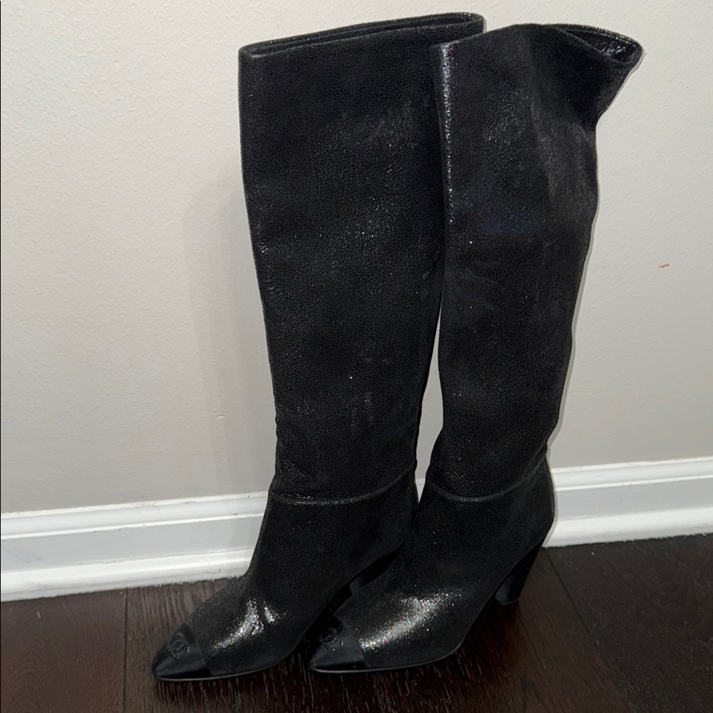 CHANEL Black Heeled Boots with Suede Texture